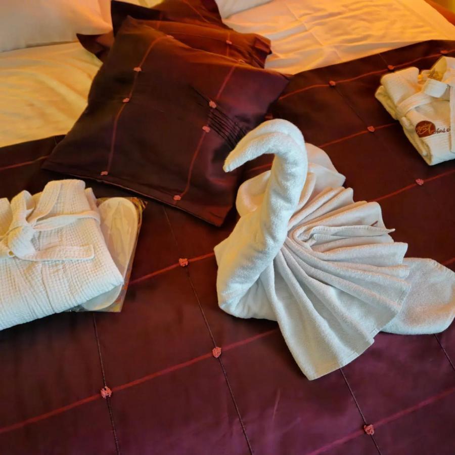Hotel Azalia & Spa Niepołomice Exteriör bild