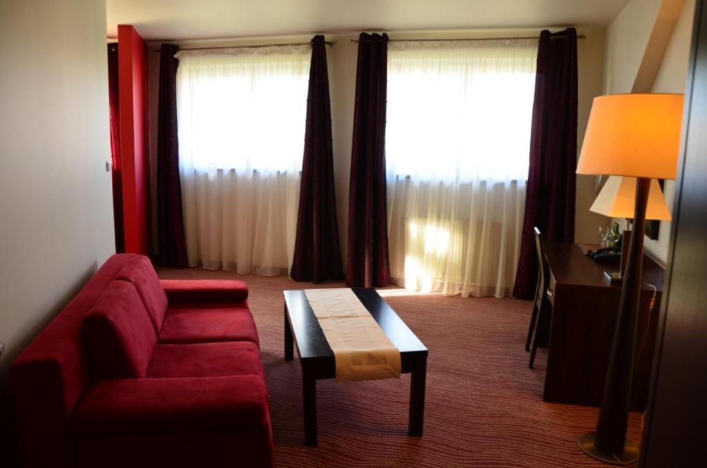 Hotel Azalia & Spa Niepołomice Rum bild